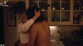 desiree akhavan and maxine peake share bisexual lesbian scene.