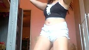 Teen Brazilian Dances Funk 22 Excitingly