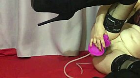 hey, watch this teen blowjob in pov, she's naked and hardcore!