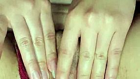 Feeling hot, can't hold back, touch my pussy and squirt