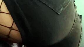 Latina sister-in-law convinced to fuck, showing off her amazing ass in homemade fetish video