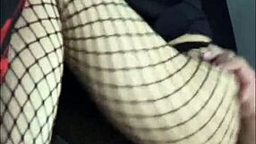 Latina sister-in-law convinced to fuck, showing off her amazing ass in homemade fetish video