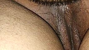 واو هي تلعق الطيز وتغرقها باللبن كله!