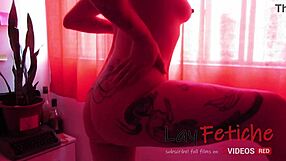 Watch This Exhibitionism Performance!