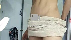 this gay guy puts on a hot show for you