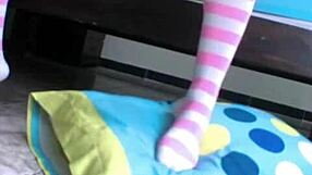 Naughty tits amateur makes her pussy drip and gettyn soaked deep