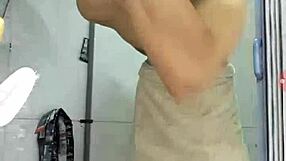 this gay guy puts on a hot show for you