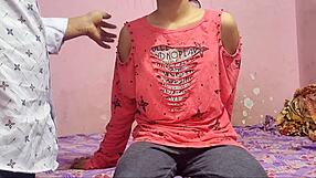 खूबसूरत भाभी अंकल और ग्रुप संग डॉगी स्टाइल में झुककर चुदाई