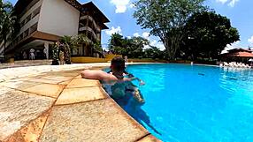 hey, i pulled the brunette by the legs to fuck but it didn't work mr matusalem - natzinha morena