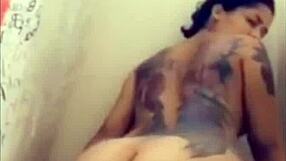 mulata paola masturbates in the bath and cums hard