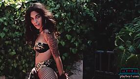 shannon hades milf shows big hairy bush