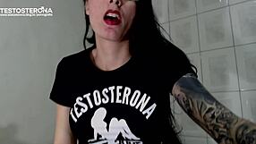 Hot adult movie: big titted babe Cris Bathory in asmoking hot solo scene with a vibrator
