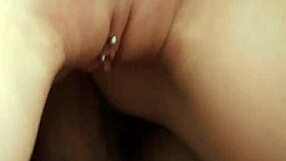 Tetovált vörös hajú, akarsz próbálni vad análisat velem?