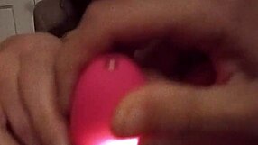 Pelacur spun telanjang colok memek basah pake dildo gede mendesah