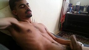 raoni jerks off and cums solo twink