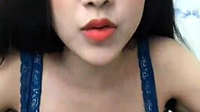 big tits lai chim khoe h�ng, but what's the provocative twist in this busty display