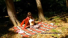 Sex Action In Public Park Valentina