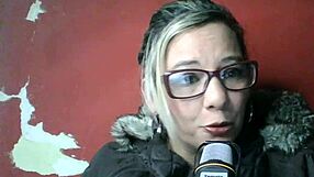 Quase comi minha i ma - a gosrdinha gostosa da faculdade - email lolacontosehistoria gmail com