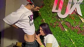 Embaixadora da xhot sucks cock in brazilian swing house