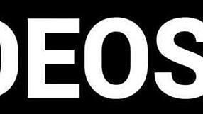 Seksi beba Melena Maria Rya pleše solo z naravnimi joškami v čutnem ruskem šovu