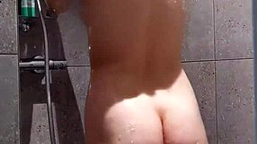 model micy showers in hotel