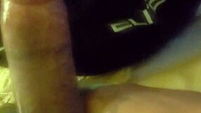 amateur slut sucks cock deep and sexy 😘