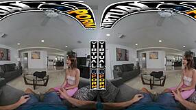 Virtual reality experience with teen laya rae