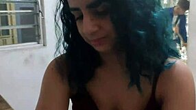 Latinhora bjöd in på födelsedagen och jag knullade henne hårt i fitta och röv