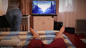 Petite Girlfriend Gets Rescued With Deepthroat And Fucking