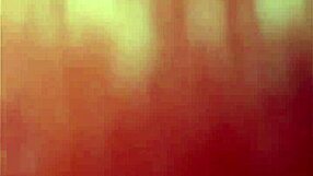 Unfaithful Latina Offers Her Rich Buttocks Seductively