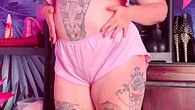 I’m obsessed with her big ass in silk pajamas teasing
