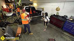 Tattooed babe comes on a truck and suck it