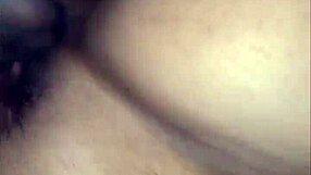 Unfaithful Latina Offers Her Rich Buttocks Seductively