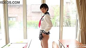 This bright new idol Yui Sugimoto has sensitive small nipples on her natural body.