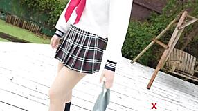 This bright new idol Yui Sugimoto has sensitive small nipples on her natural body.