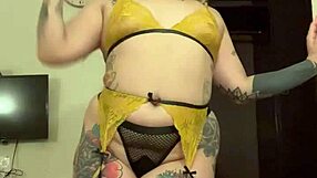 alina modelista flirts in sexy yellow set, blonde tattooed beauty