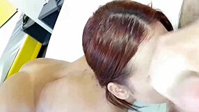 Ehi, guarda Marsha Love leccare quel culo brasiliano piccante nell'intervista! 🔥