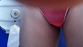 ME MASTURBO CON TANGA DE MI PRIMA!