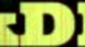 توينك آسيوي يُفحص شرجياً بواسطة متخصص في المستشفى