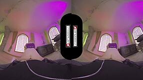 carly rae summers as ivy valentine in vr cosplay, teasing with big tits and trimmed pussy