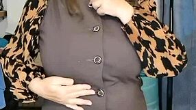 Mariaold Shakes Big Boobs