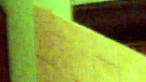 Horny girlfriend shows amateur passion