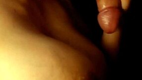 que buenas tetas para una mano buena