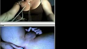 Teen webcam session with sexy poses and chats