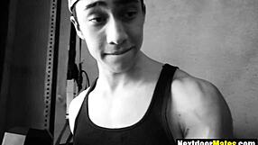 i'm watchin 3 gay jocks suckin and fuckin in the gym