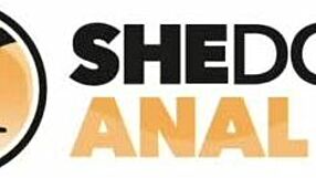 Blonde Kathia Nobili's Ass Eaten!