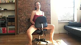 Hey, check out this real amateur married wife's orgasmic fingering selfie