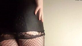 Vegan sissy slag in femdom food fetish fun 😈