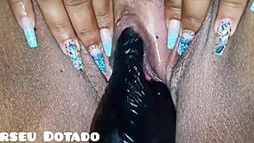 BBW has raw and penetrates her pussy with a dildo Ladies of Brazil