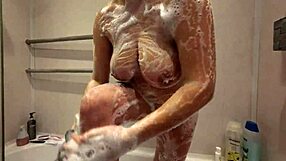 Two not-so-experienced lovers want some dirty shower fun with some butting in
